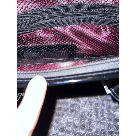 CABOODLES Black Patent Leather Carry On Makeup Bag Top Handles - Picture 14 of 16